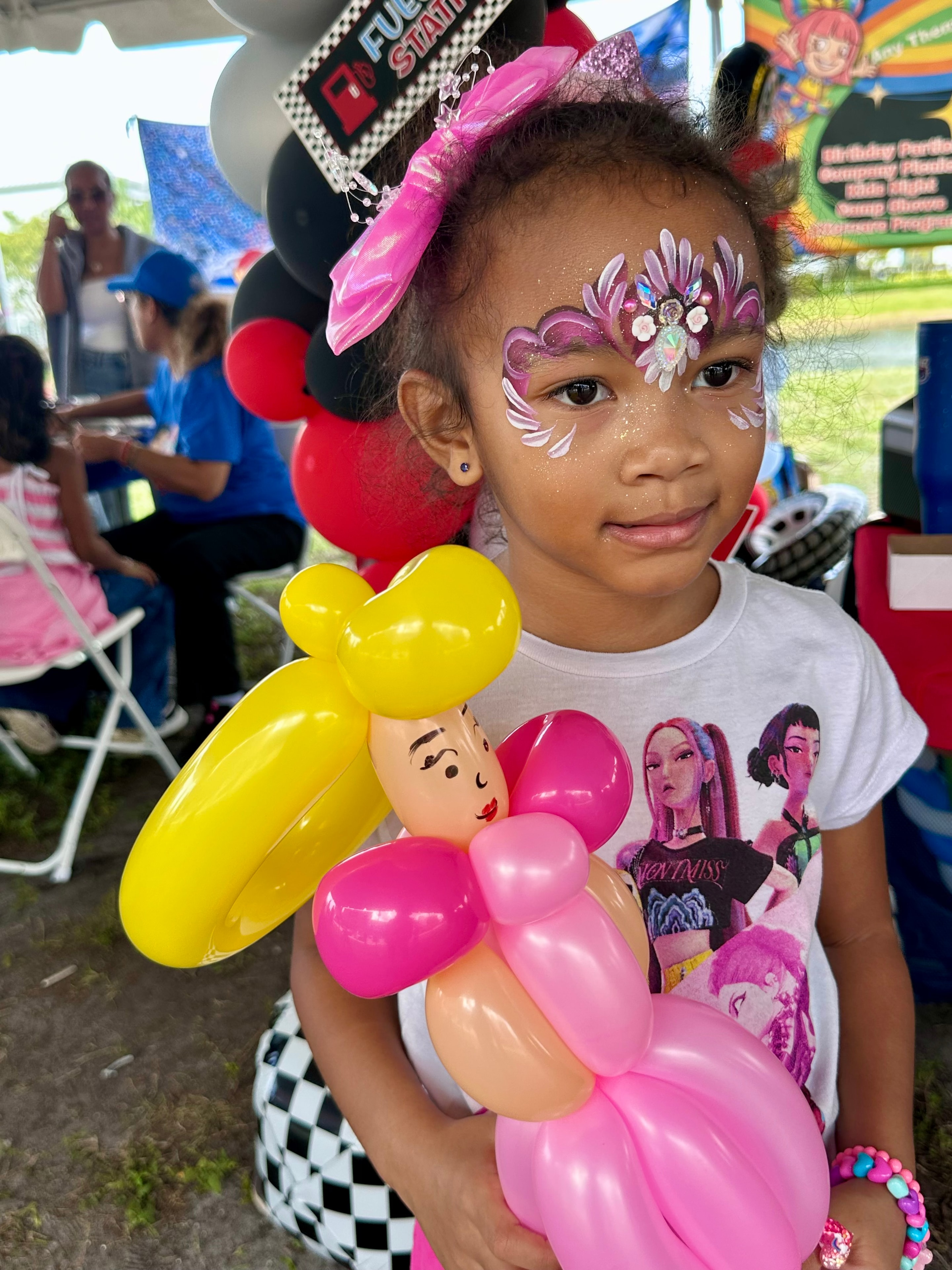 Face painting design by OOOPSY Face Painting Team